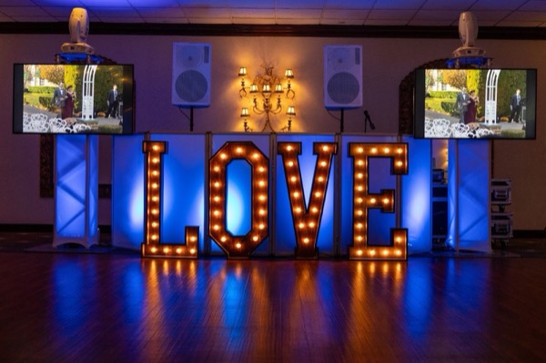 Long Island wedding moment